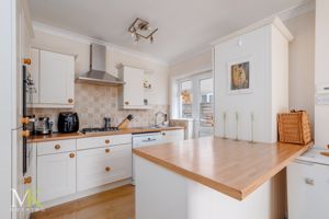 Photo 15- click for photo gallery